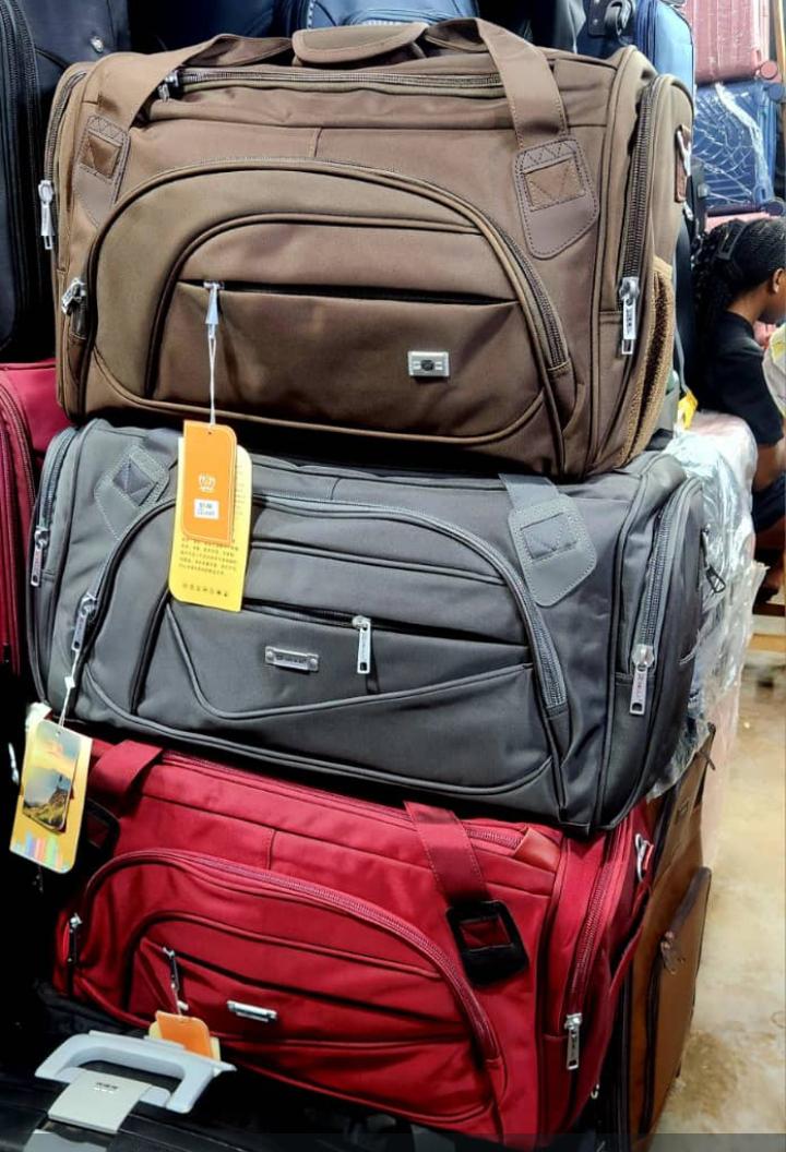 Large Multi-Compartment Travel Bag