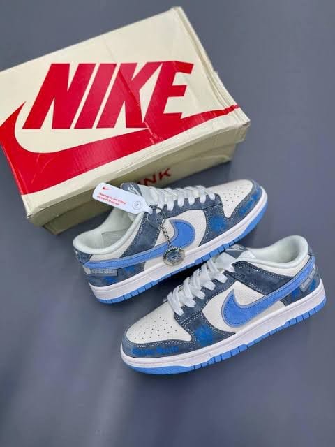 Nike Dunk Low University Blue