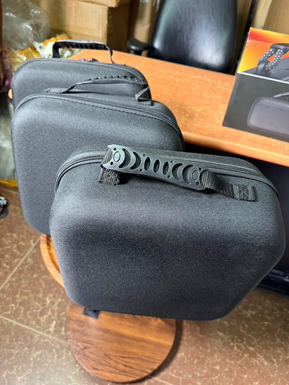 Studio 9 Hard Shell Carrying Bag