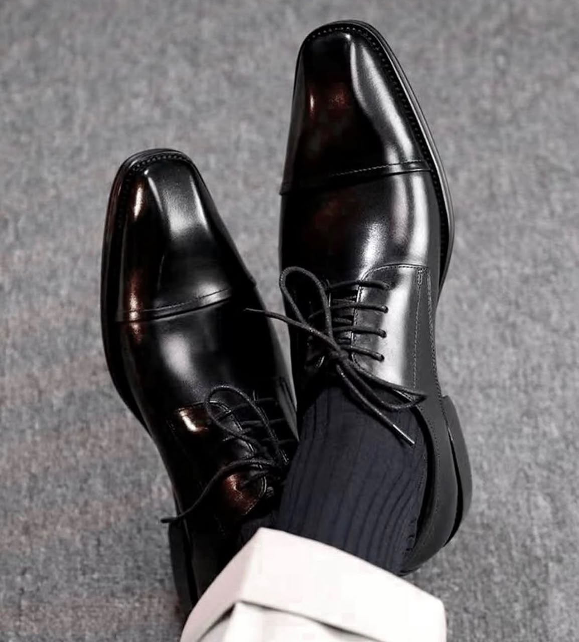 Black High-Gloss Oxford Cap-Toe Dress Shoes