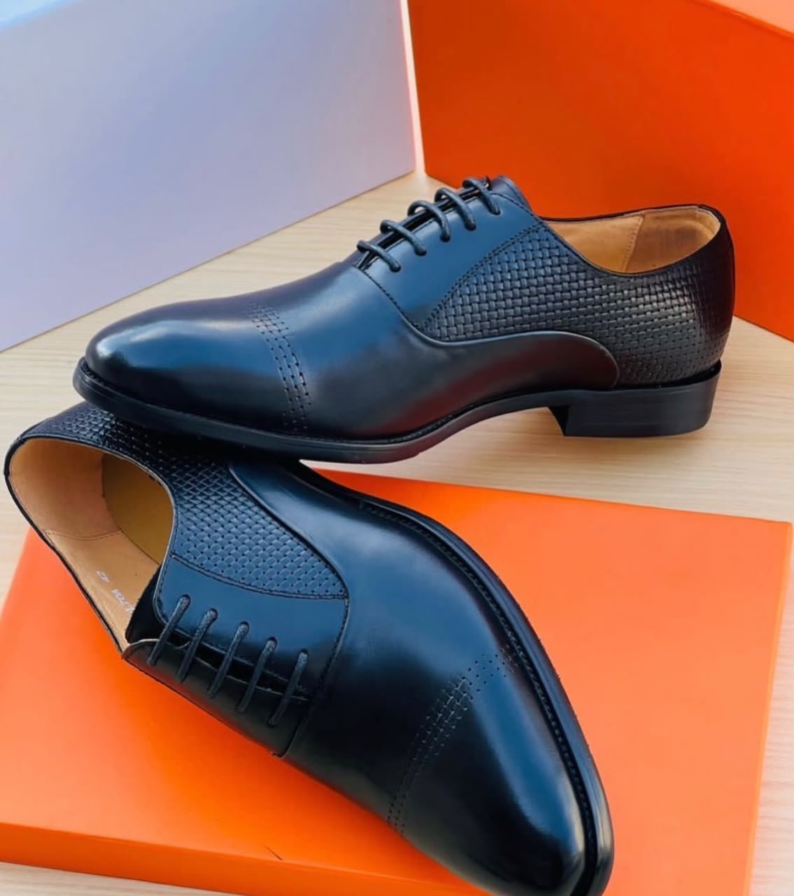 Woven Texture Cap-Toe Oxford Dress Shoes – Black & Brown
