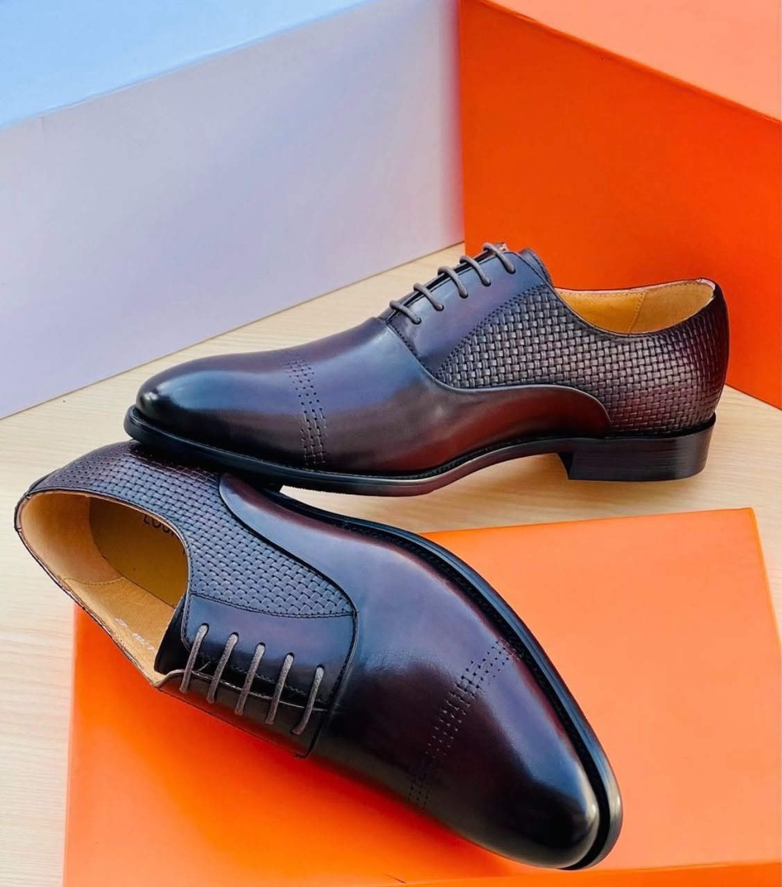 Woven Texture Cap-Toe Oxford Dress Shoes – Black & Brown