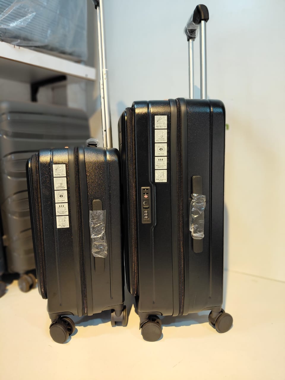 2pcs Hardshell Luggage Set – Black
