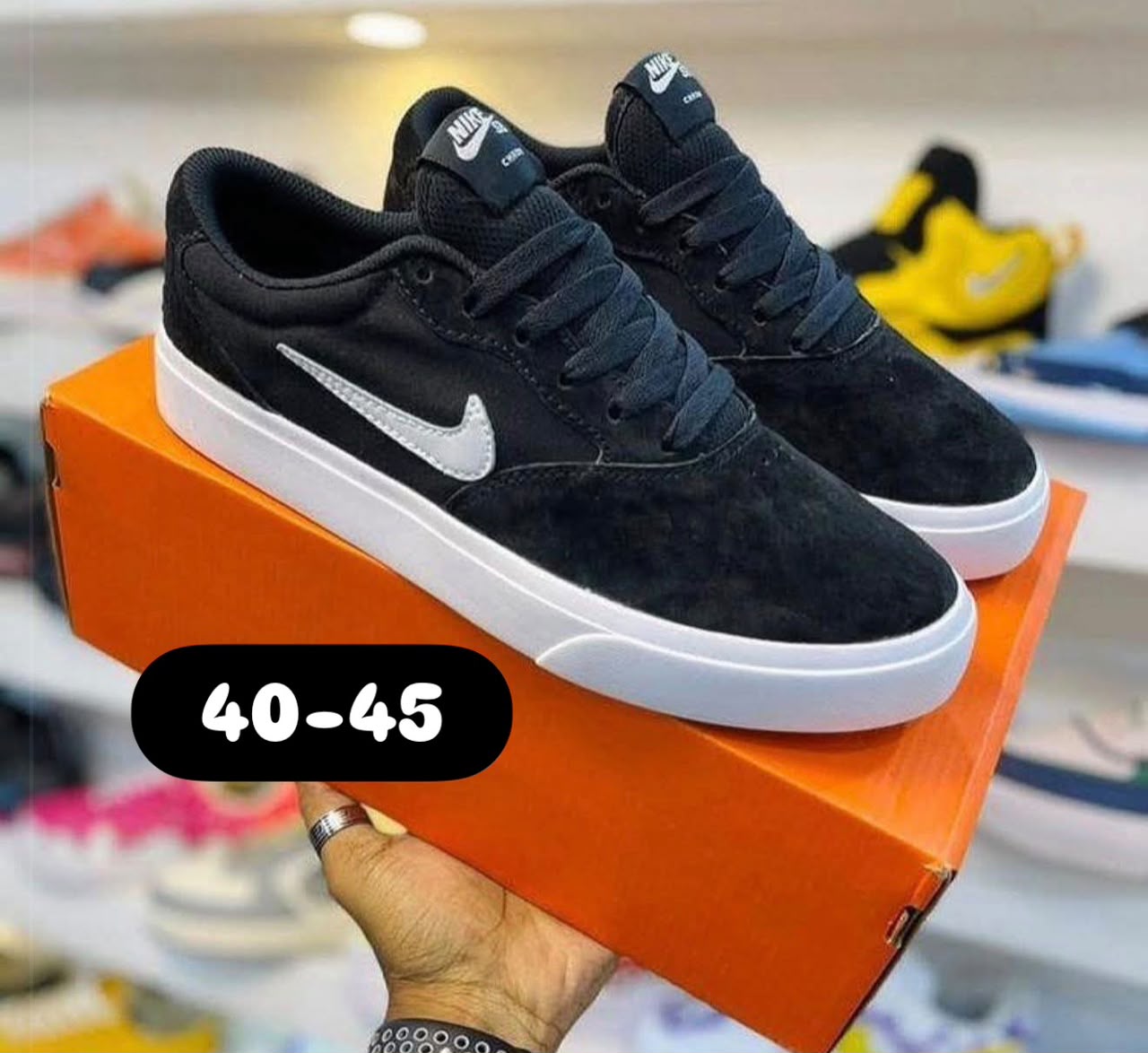 Nike SB Chron 2 Low-Top Skate Sneakers Black/White