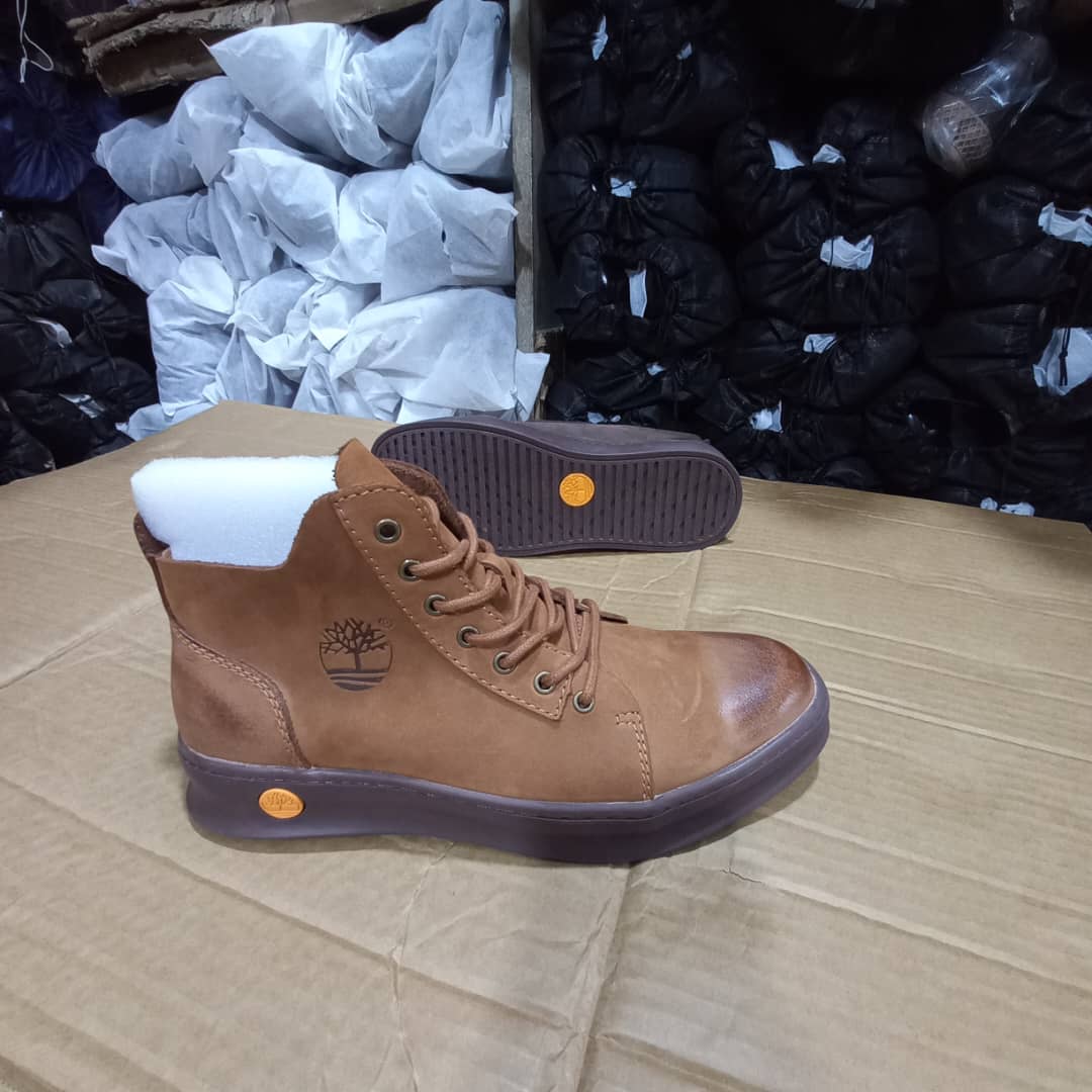 Men's Tan Wheat Nubuck Leather Lace-Up Ankle Boot
