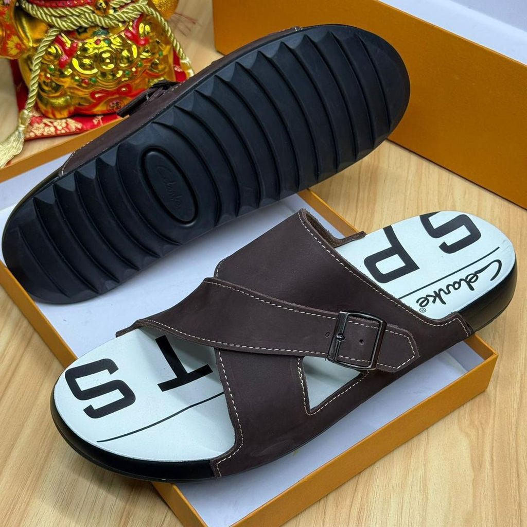 Clarks Men's Brown Cross-Strap Buckle Slide Sandals