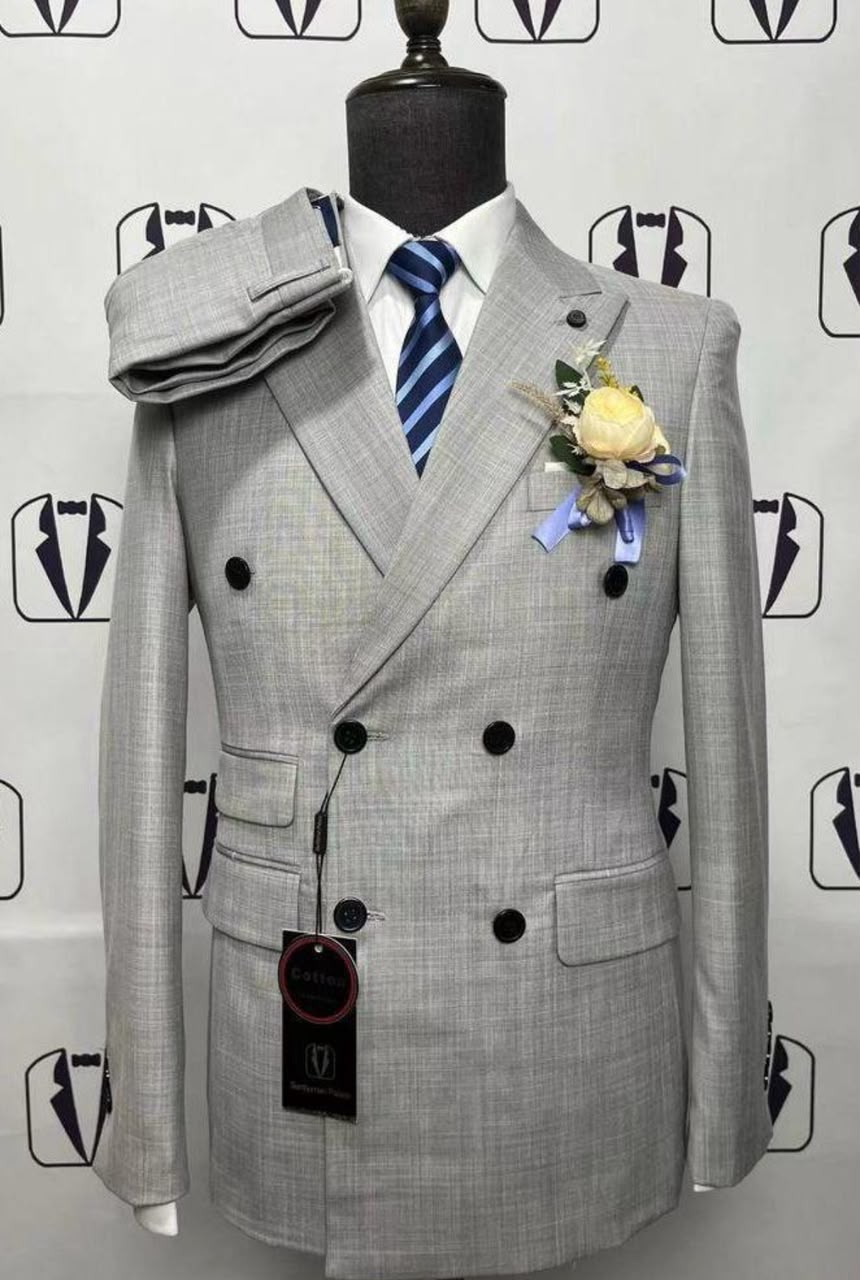 Men's Light Grey Double-Breasted Suit