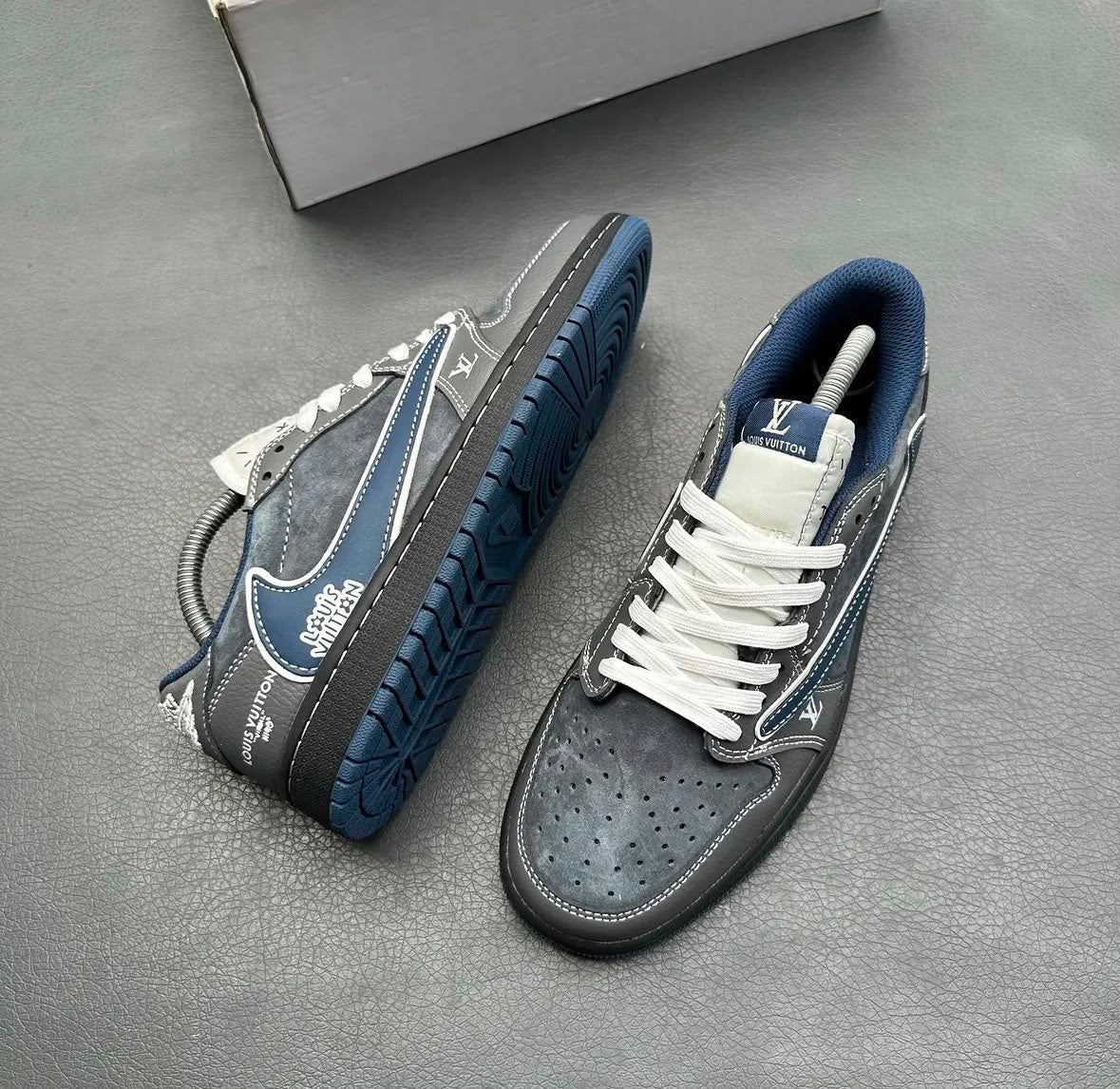 Louis Vuitton x Nike Trainer Low Navy