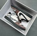 Air Jordan 1 Low x Supreme Brown