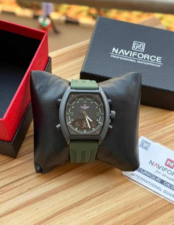 Naviforce Analog-Digital Sport Watch - Olive Green