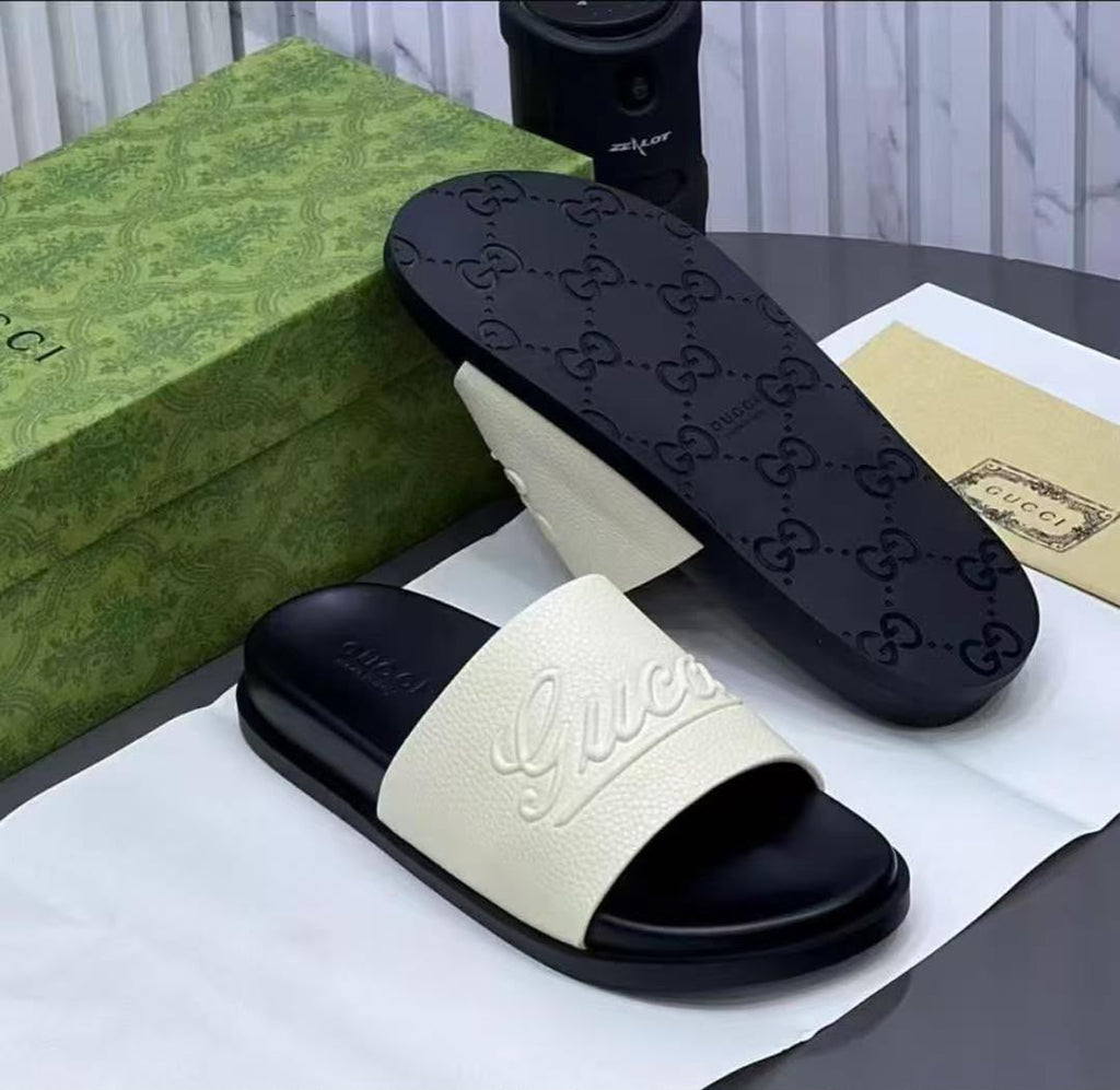 Gucci GG Script Logo Slide Sandal