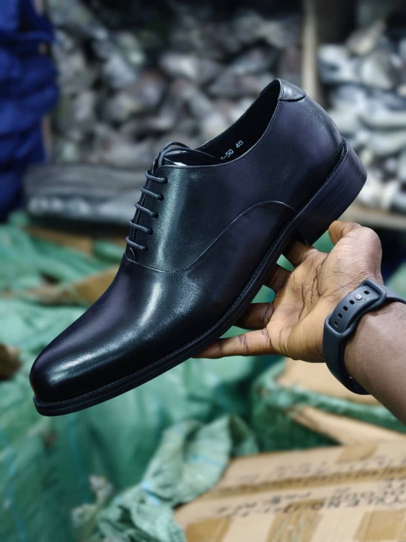 Men's Black Plain Toe Oxford Dress Shoe