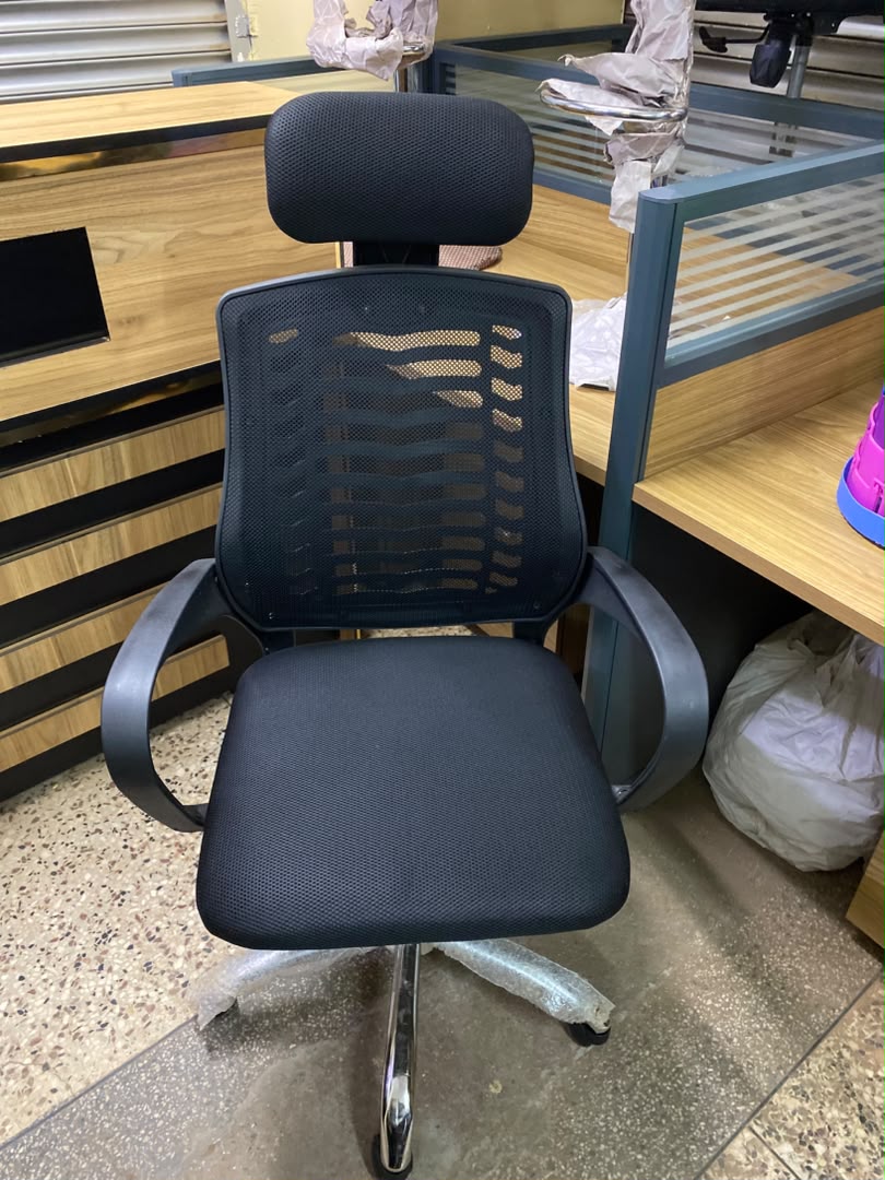 Ergonomic High-Back Mesh Office Chair