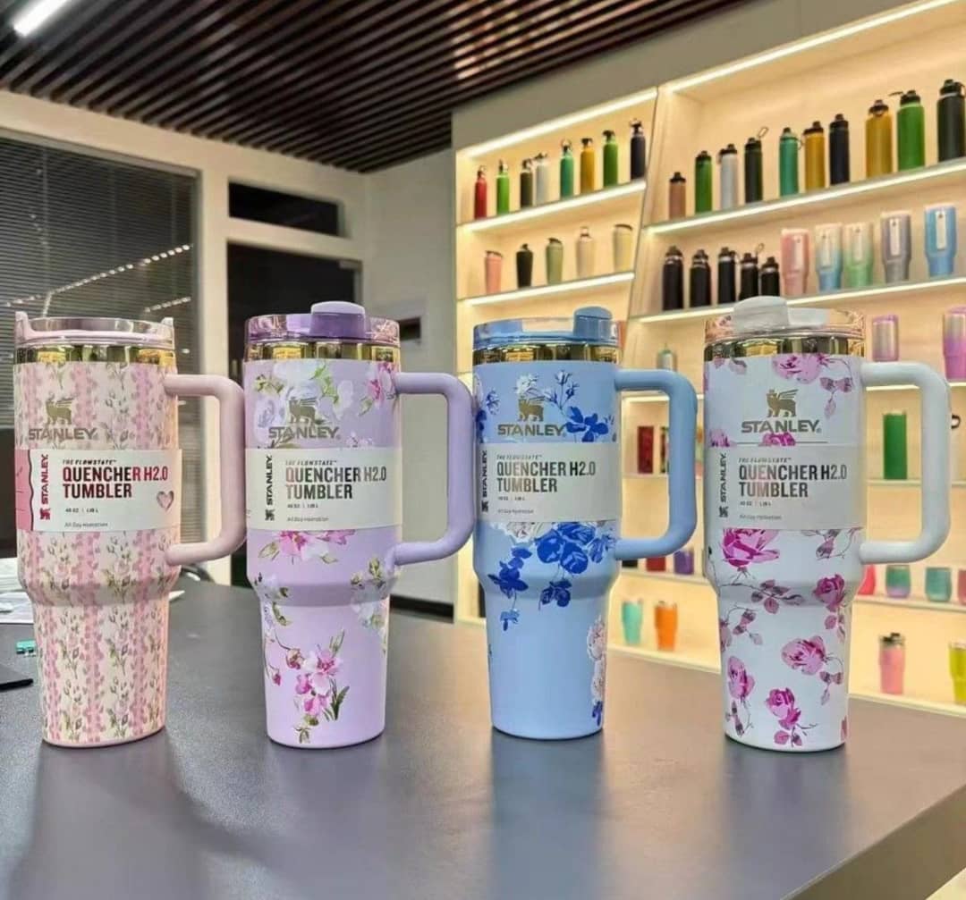 Floral Stanley Quencher H2.0 Tumbler