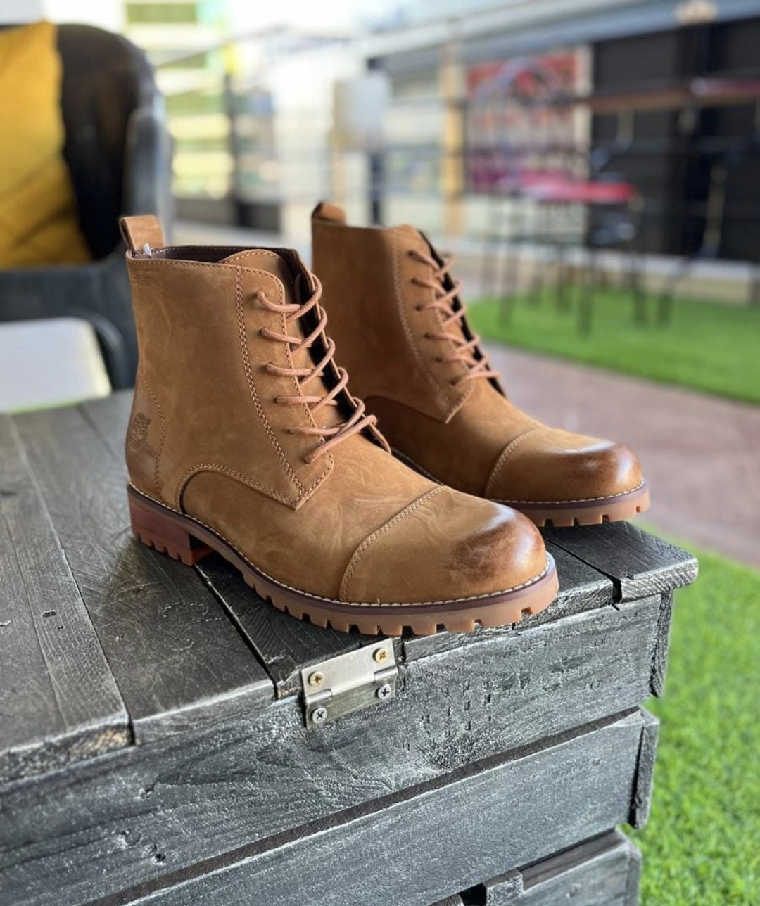 Tan Leather Cap-Toe Lace-Up Boot