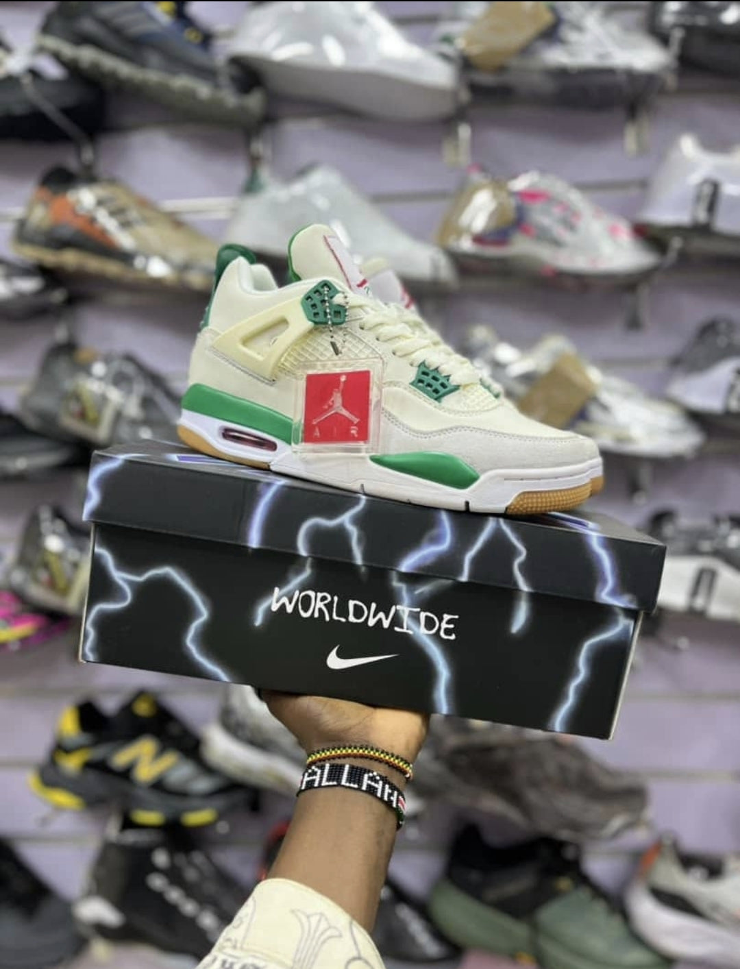 Air Jordan 4 Retro – Sail/Pine Green