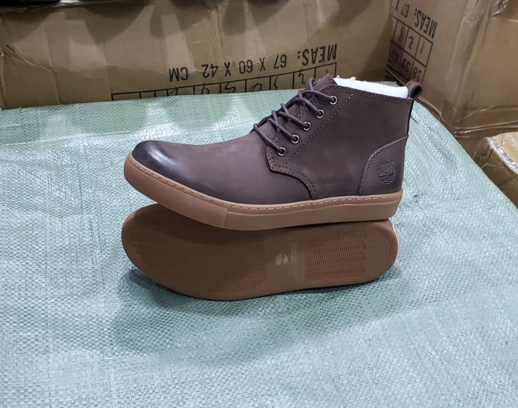 Timberland Dark Brown Leather Chukka Boots with Gum Sole