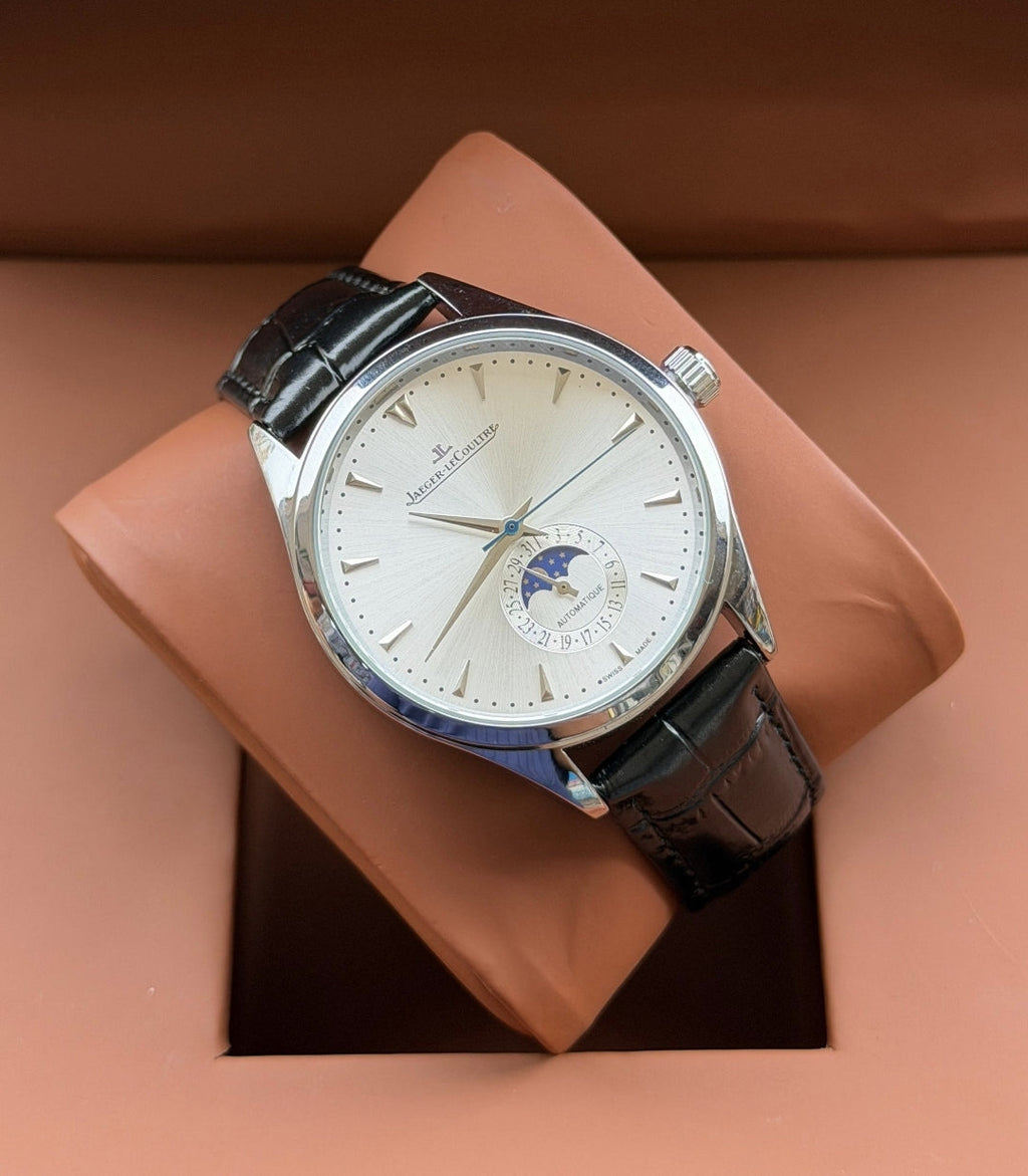 Jaeger-LeCoultre Master Ultra Thin Moon – Automatic