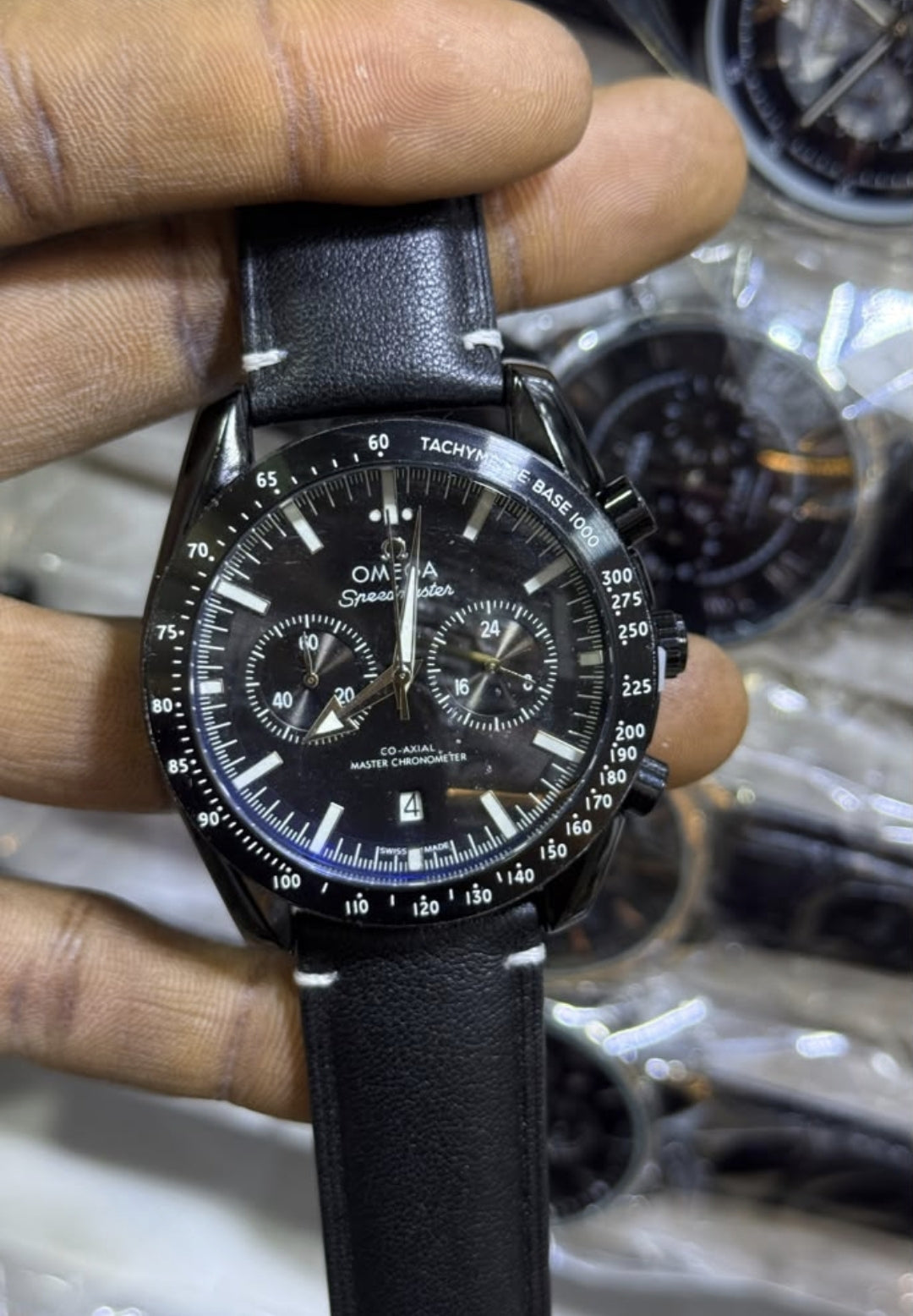 Omega Speedmaster Co-Axial Master Chronometer – Dark Edition